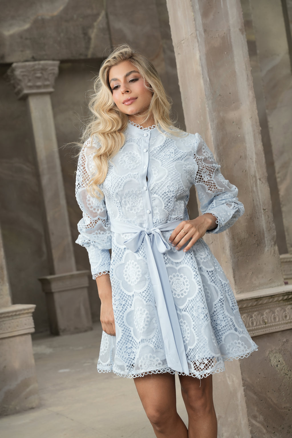 Vestido Corto Celestina Lace