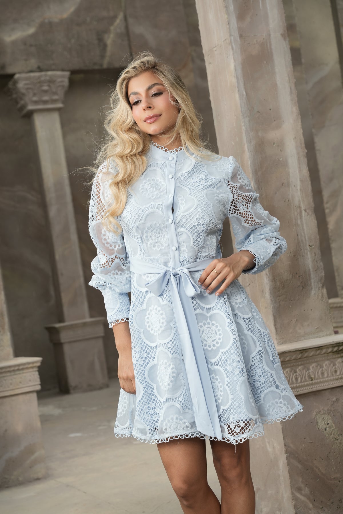 Vestido Corto Celestina Lace