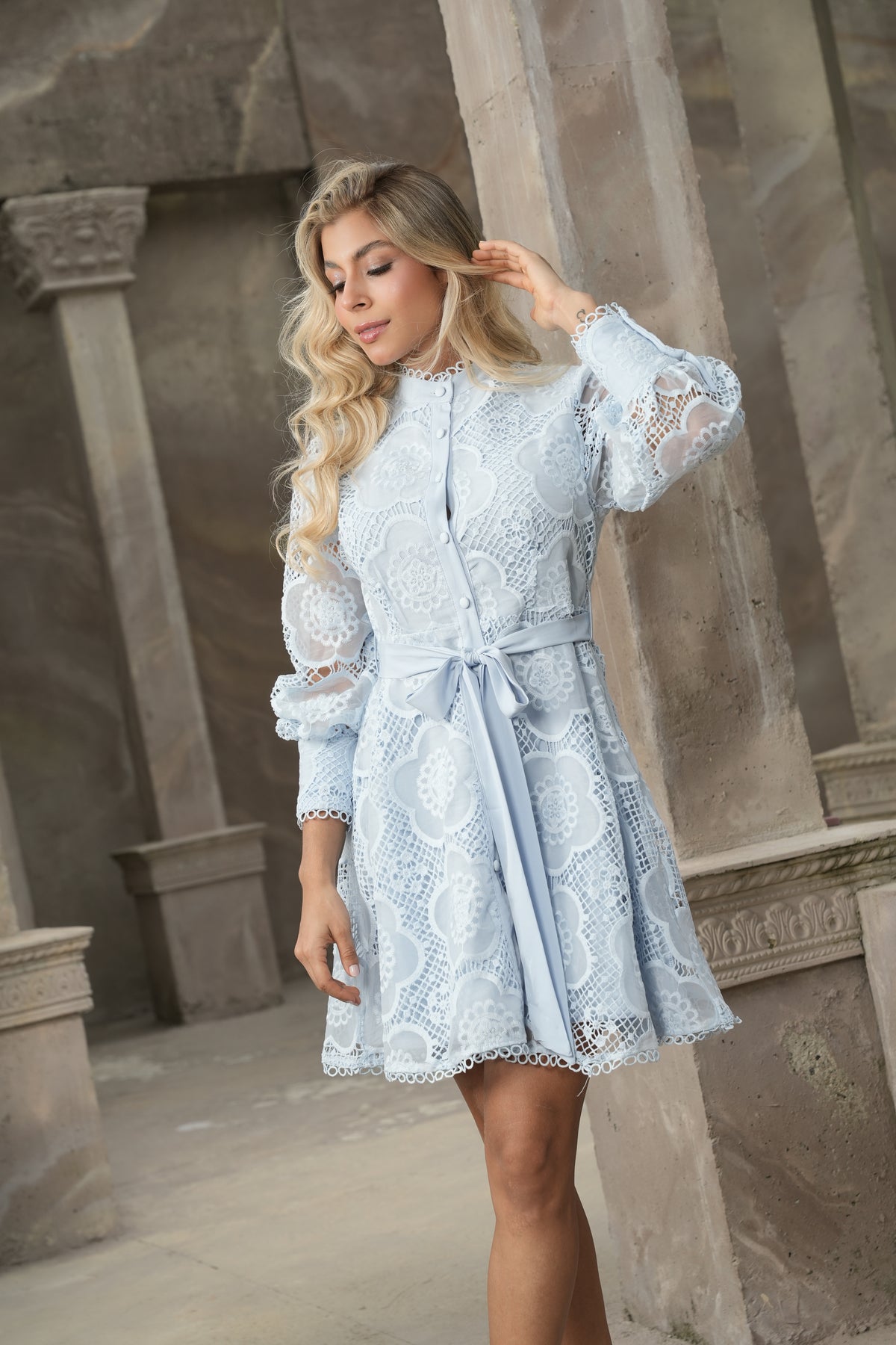Vestido Corto Celestina Lace