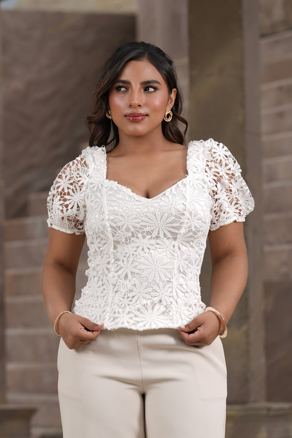 Blusa Amelia Blanca de Encaje Floral