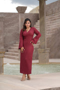 Vestido Tejido con Escote Joya Dorado